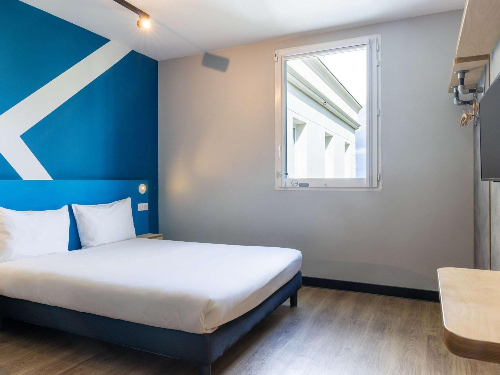 Hotel Ibis Budget Chatillon Paris Ouest Екстер'єр фото